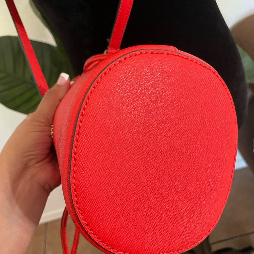 Tory Burch Emerson Mini Leather Bucket Bag Crossbody … Gem